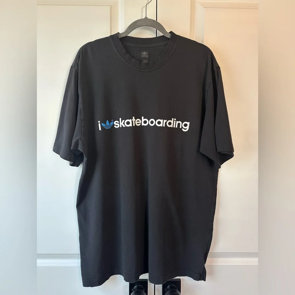 Adidas Men’s ‘I 💙Skateboarding’ Tee Black 100% Cotton (Size XL)